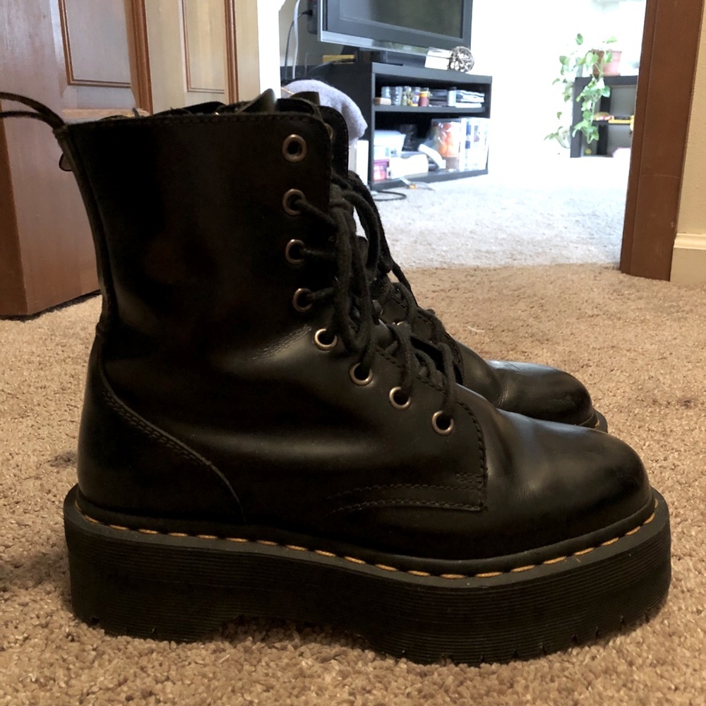 Dr. Martens Jadon Boots